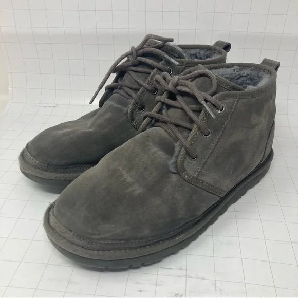 UGG | Shoes | Ugg Men 9 Gray Chukka Boots Suede Comfort Euc  display picture 2